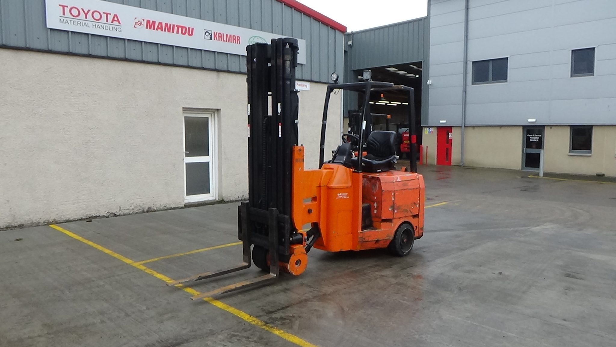 Used Forklift Trucks For Sale in Aberdeen