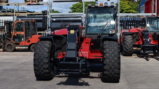 UV3890_MANITOU_MLT735T-120LSUPS_FRONT_WEB