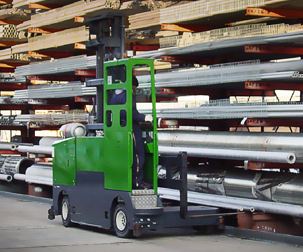 COMBI-GT-Side-Loading-Forklift2