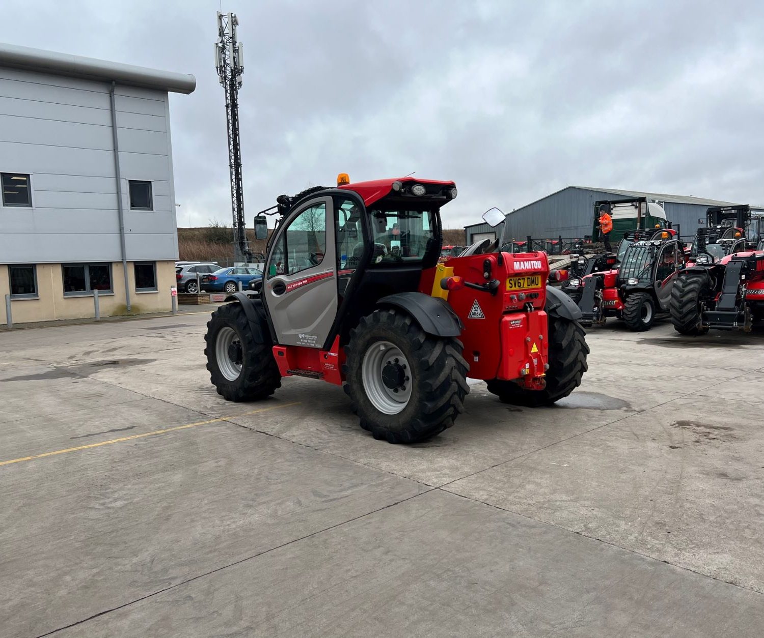 UV4004_MANITOU_MLT737-130PS+_REAR_LHS